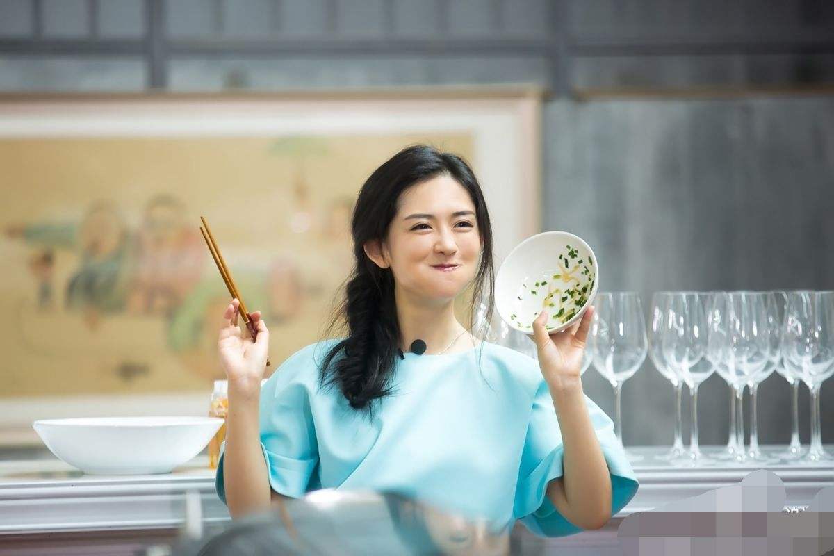 谢娜为什么这么招人讨厌？